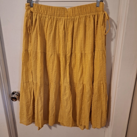 Lost + Wander: Yellow Boho Tiered Cotton Skirt, Elastic Waist Zip Close. Size 2x - Picture 3 of 5